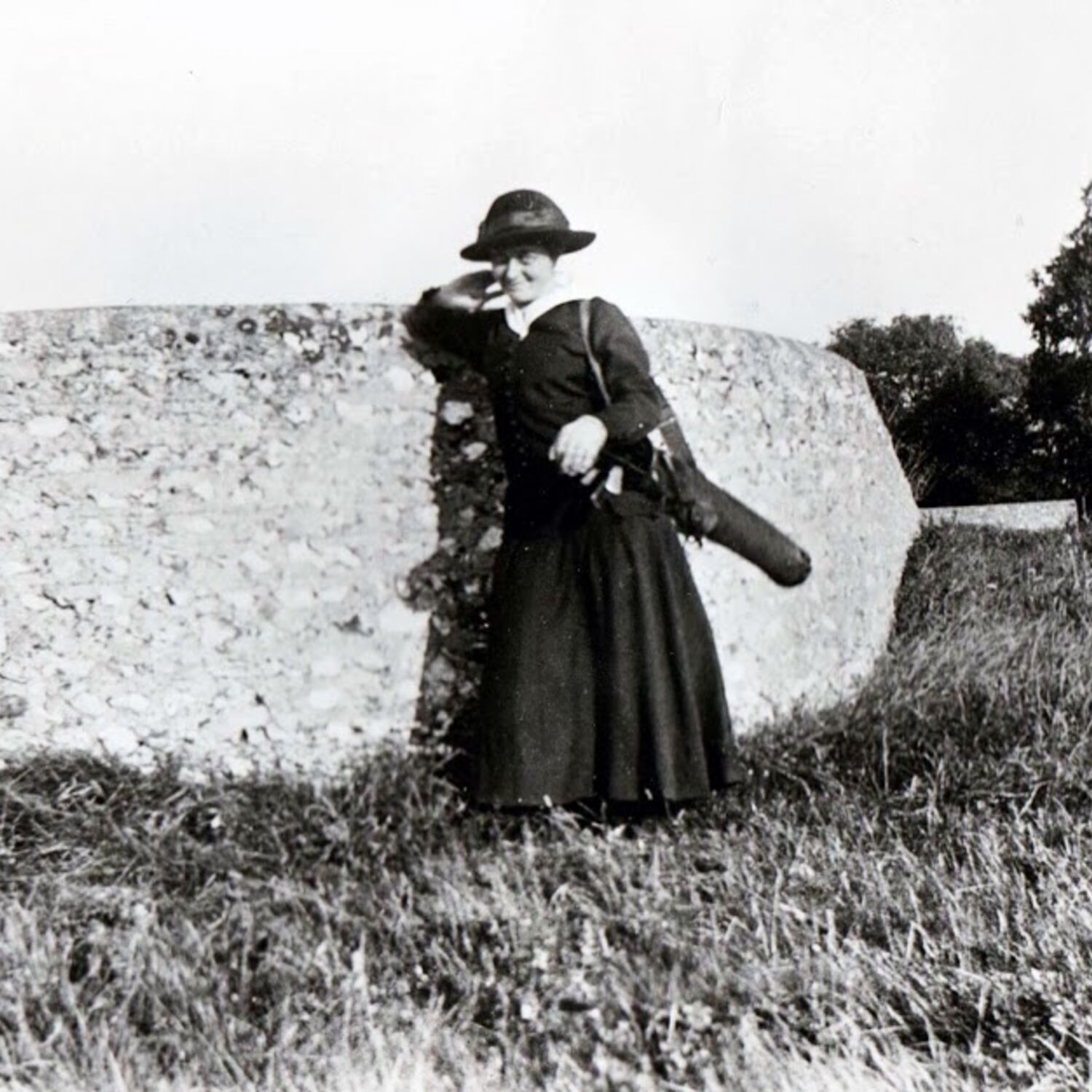 #caption-330 Mrs John Forbes poses after a round of golf in 1920