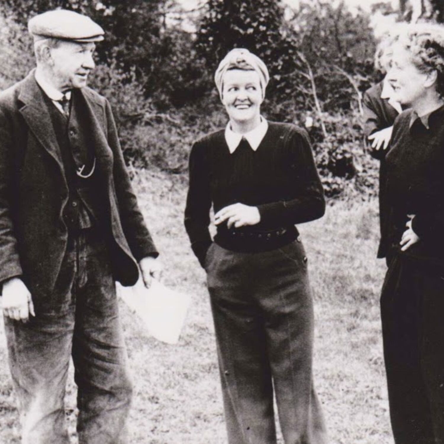 #caption-341 Fred Pratt talking to Joan Grant-White who was Lady Captain 1946-1947. Her husband Donald Grant-Whit