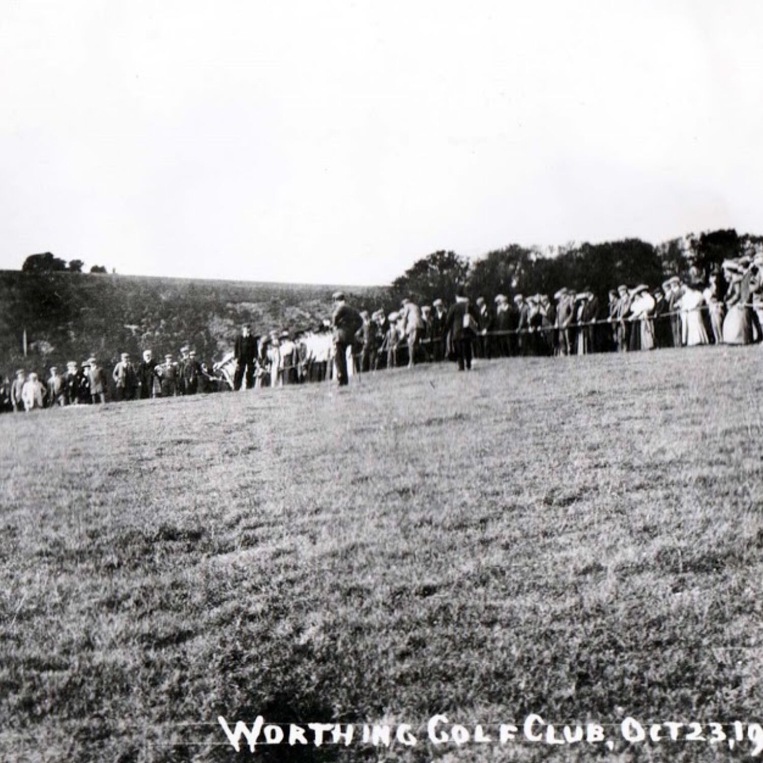 #caption-361 The 36 hole exhibition match was well supported on 23rd October 1906.